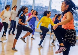 Dance Fitness – BUBBLEGUM Jasona Derula